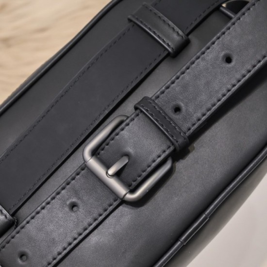 This year's popular waist bag 202SS BOTTEGA VENETA Bottega Veneta This year's popular waist bag 202SS BOTTEGA VENETA Bottega Veneta