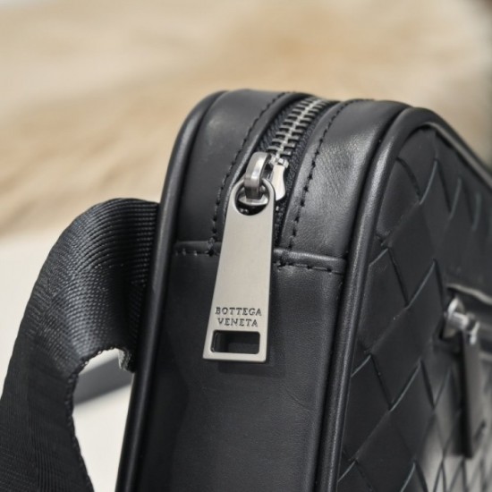 Cheapest Challenge Waist Bag 202SS BOTTEGA VENETA Bottega Veneta Cheapest Challenge Waist Bag 202SS BOTTEGA VENETA Bottega Veneta