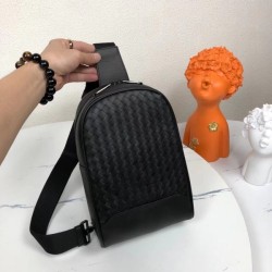 Latest popular chest bag 202SS BOTTEGA VENETA Bottega Veneta