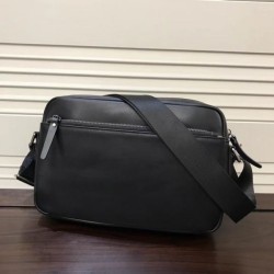 Shoulder bag that excites the summer mood 2022SS CARTIER Cartier