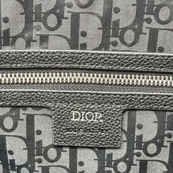 2022SS Men's Briefcase Overwhelming Luxury DIOR Dior 2022SS Men's Briefcase Overwhelming Luxury DIOR Dior