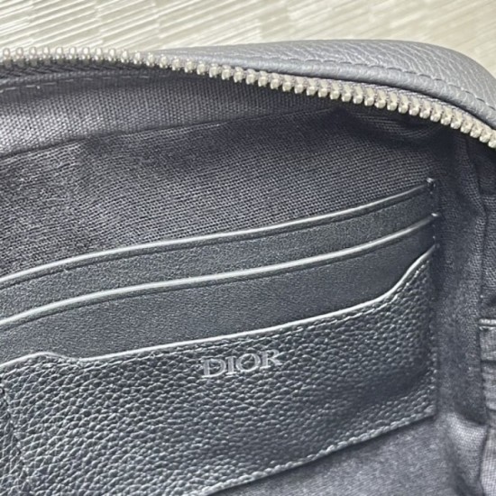 2022SS Men's clutch bag protagonist item DIOR Dior 2022SS Men's clutch bag protagonist item DIOR Dior