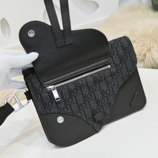 2022SS Men's Clutch Bag Sold out this time! DIOR Dior 2022SS Men's Clutch Bag Sold out this time! DIOR Dior