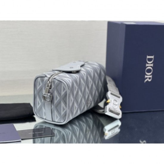 2022SS Men's Shoulder Bag For those who want a classic DIOR Dior 2022SS Men's Shoulder Bag For those who want a classic DIOR Dior