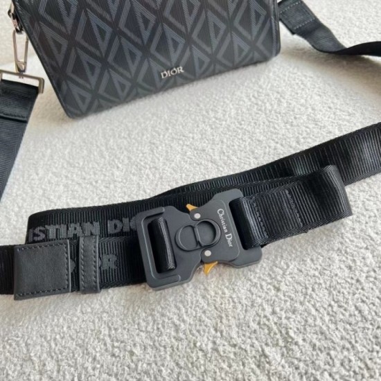 2022SS Men's Shoulder Bag New Sold Out One After Another DIOR Dior 2022SS Men's Shoulder Bag New Sold Out One After Another DIOR Dior