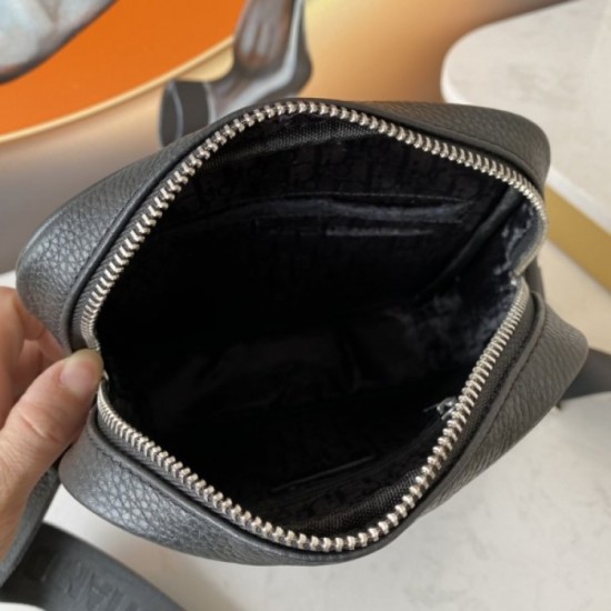2022SS Men's Shoulder Bag Latest and surely sold out DIOR Dior 2022SS Men's Shoulder Bag Latest and surely sold out DIOR Dior