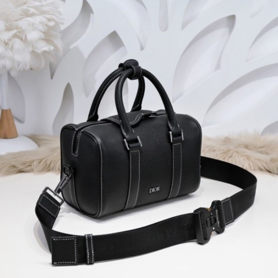 2022SS Men's Shoulder Bag Popular Model Favorite DIOR Dior 2022SS Men's Shoulder Bag Popular Model Favorite DIOR Dior
