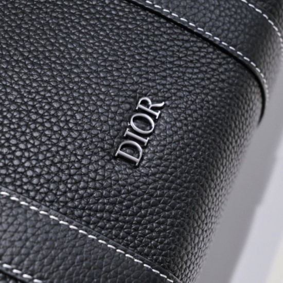 2022SS Men's Shoulder Bag Popular Model Favorite DIOR Dior 2022SS Men's Shoulder Bag Popular Model Favorite DIOR Dior