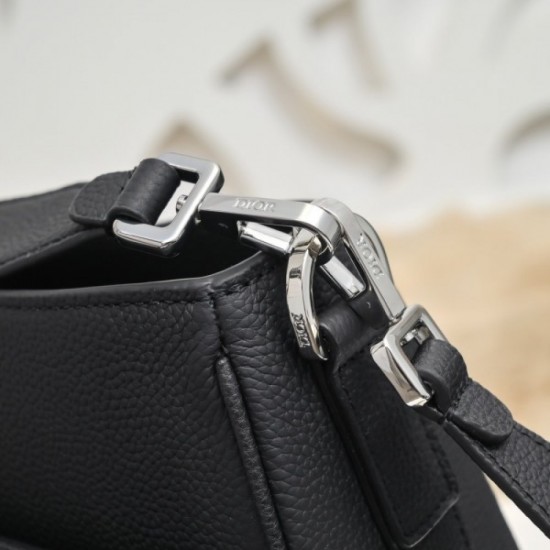 2022SS Men's Shoulder Bag Sale As soon as possible DIOR Dior 2022SS Men's Shoulder Bag Sale As soon as possible DIOR Dior