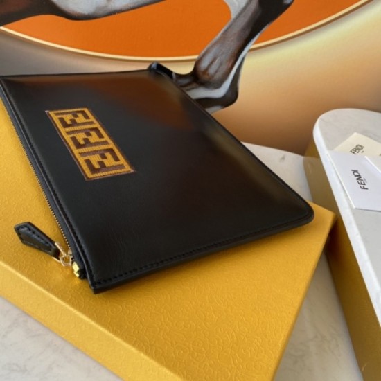 2022SS Men's Clutch Bag Limited quantity Miracle arrival FENDI FENDI 2022SS Men's Clutch Bag Limited quantity Miracle arrival FENDI FENDI