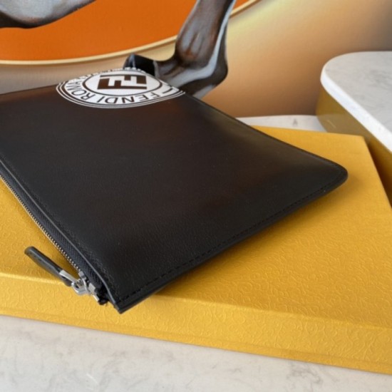 2022SS Men's Clutch Bag Latest product inevitably sold out immediately FENDI FENDI 2022SS Men's Clutch Bag Latest product inevitably sold out immediately FENDI FENDI