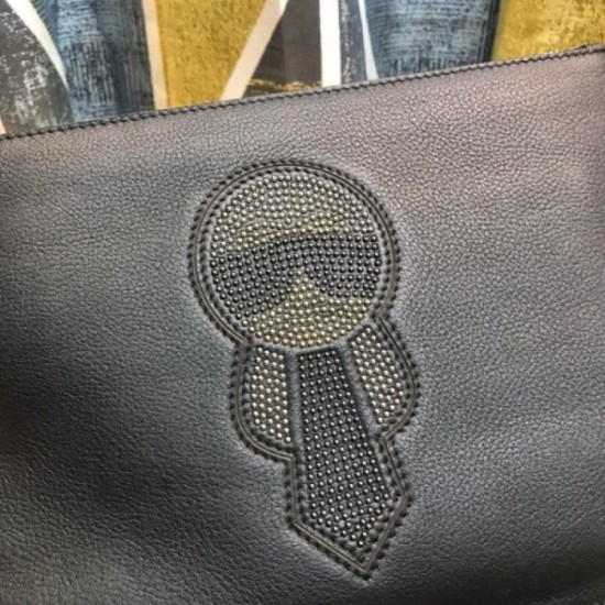 2022SS Men's Clutch Bag Must be sold out ☆ FENDI FENDI as soon as possible 2022SS Men's Clutch Bag Must be sold out ☆ FENDI FENDI as soon as possible