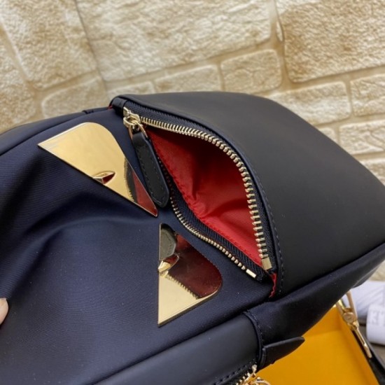 2022SS Men's chest bag Celebrity favorite brand FENDI FENDI 2022SS Men's chest bag Celebrity favorite brand FENDI FENDI