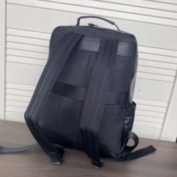 Backpack 2022SS FENDI Fendi that is easy to balance