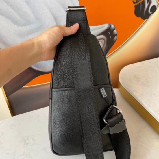 2022SS Men's Chest Bag Limited sale in spring and summer! GUCCI Gucci 2022SS Men's Chest Bag Limited sale in spring and summer! GUCCI Gucci