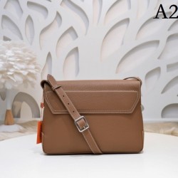 2022SS Men's Shoulder Bag Brand HERMES Hermes that has not landed in Japan