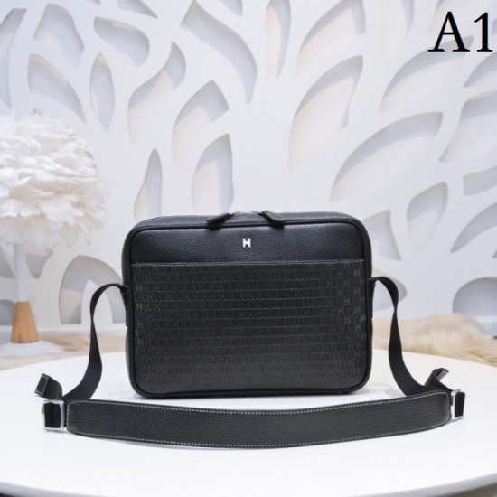 2022SS Men's Shoulder Bag HERMES Hermes with an adult impression 2022SS Men's Shoulder Bag HERMES Hermes with an adult impression