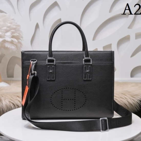 2022SS Men's Briefcase Cooler than it looks HERMES 2022SS Men's Briefcase Cooler than it looks HERMES