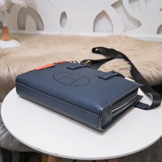 2022SS Men's Briefcase Cooler than it looks HERMES 2022SS Men's Briefcase Cooler than it looks HERMES