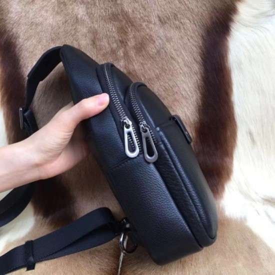 New work chest bag at sale price 202SS LOEWE Loewe New work chest bag at sale price 202SS LOEWE Loewe