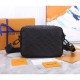 2022SS Men's Shoulder Bag Summer Season Special LOUIS VUITTON Louis Vuitton 2022SS Men's Shoulder Bag Summer Season Special LOUIS VUITTON Louis Vuitton
