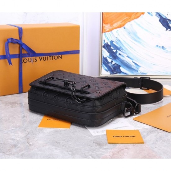 2022SS Men's Shoulder Bag Summer Season Special LOUIS VUITTON Louis Vuitton 2022SS Men's Shoulder Bag Summer Season Special LOUIS VUITTON Louis Vuitton