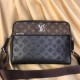 2022SS Men's Shoulder Bag One piece of great success in summer LOUIS VUITTON Louis Vuitton 2022SS Men's Shoulder Bag One piece of great success in summer LOUIS VUITTON Louis Vuitton