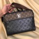 2022SS Men's Shoulder Bag One piece of great success in summer LOUIS VUITTON Louis Vuitton 2022SS Men's Shoulder Bag One piece of great success in summer LOUIS VUITTON Louis Vuitton