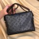 2022SS Men's Shoulder Bag One piece of great success in summer LOUIS VUITTON Louis Vuitton 2022SS Men's Shoulder Bag One piece of great success in summer LOUIS VUITTON Louis Vuitton