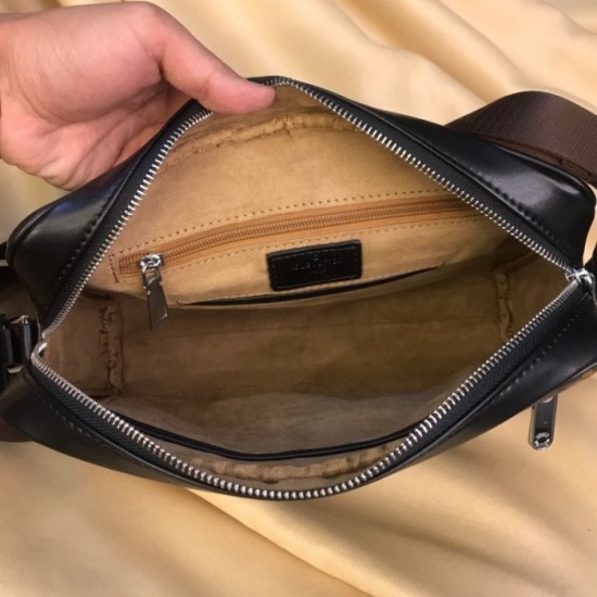 2022SS Men's Shoulder Bag One piece of great success in summer LOUIS VUITTON Louis Vuitton 2022SS Men's Shoulder Bag One piece of great success in summer LOUIS VUITTON Louis Vuitton