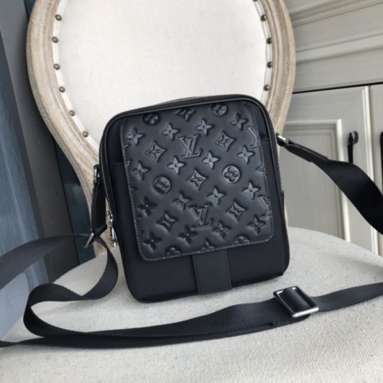 2022SS Men's Shoulder Bag Summery New LOUIS VUITTON Louis Vuitton 2022SS Men's Shoulder Bag Summery New LOUIS VUITTON Louis Vuitton