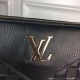 2022SS Men's Shoulder Bag Cool Design LOUIS VUITTON Louis Vuitton 2022SS Men's Shoulder Bag Cool Design LOUIS VUITTON Louis Vuitton