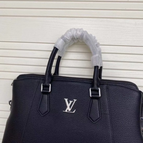 2022SS Men's Briefcase Very Popular LOUIS VUITTON Louis Vuitton 2022SS Men's Briefcase Very Popular LOUIS VUITTON Louis Vuitton