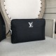 2022SS Men's Clutch Bag The best masterpiece comfort LOUIS VUITTON Louis Vuitton 2022SS Men's Clutch Bag The best masterpiece comfort LOUIS VUITTON Louis Vuitton