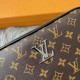 2022SS Men's Clutch Bag Popular Limited Color LOUIS VUITTON Louis Vuitton 2022SS Men's Clutch Bag Popular Limited Color LOUIS VUITTON Louis Vuitton