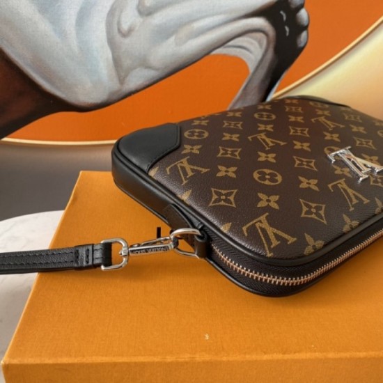 2022SS Men's Clutch Bag Hottest First come, first served LOUIS VUITTON Louis Vuitton 2022SS Men's Clutch Bag Hottest First come, first served LOUIS VUITTON Louis Vuitton