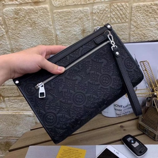 2022SS Men's Clutch Bag Magazine item LOUIS VUITTON Louis Vuitton 2022SS Men's Clutch Bag Magazine item LOUIS VUITTON Louis Vuitton