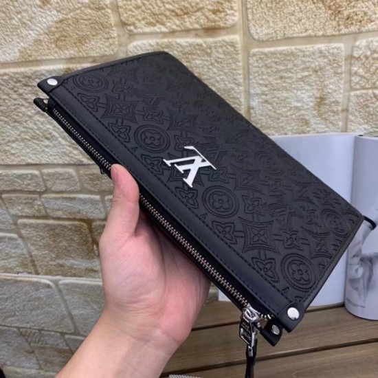 2022SS Men's Clutch Bag Magazine item LOUIS VUITTON Louis Vuitton 2022SS Men's Clutch Bag Magazine item LOUIS VUITTON Louis Vuitton