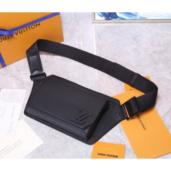 2022SS Men's Waist Bag Easy to balance LOUIS VUITTON Louis Vuitton 2022SS Men's Waist Bag Easy to balance LOUIS VUITTON Louis Vuitton