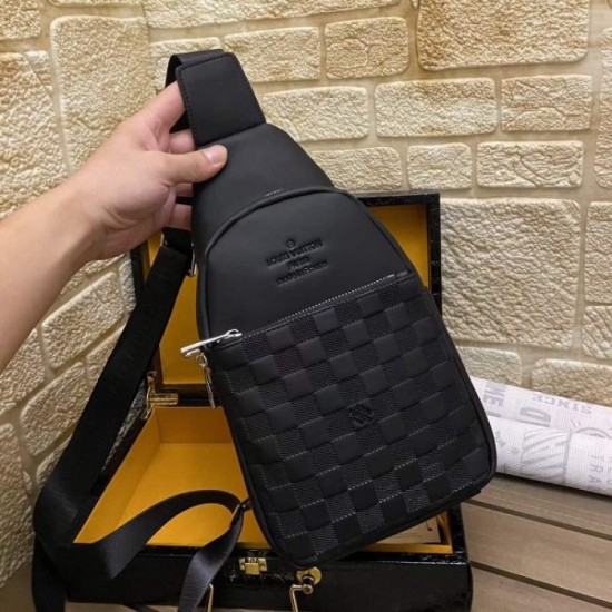 2022SS Men's Chest Bag First come, first served LOUIS VUITTON Louis Vuitton 2022SS Men's Chest Bag First come, first served LOUIS VUITTON Louis Vuitton