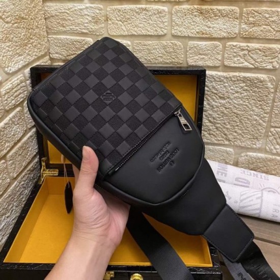 2022SS Men's Chest Bag First come, first served LOUIS VUITTON Louis Vuitton 2022SS Men's Chest Bag First come, first served LOUIS VUITTON Louis Vuitton