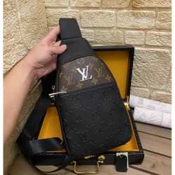 2022SS Men's chest bag Delivered from overseas Limited edition LOUIS VUITTON Louis Vuitton
