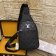 2022SS Men's Chest Bag Super Cool Spring Summer New LOUIS VUITTON Louis Vuitton 2022SS Men's Chest Bag Super Cool Spring Summer New LOUIS VUITTON Louis Vuitton