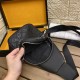 2022SS Men's Chest Bag Super Cool Spring Summer New LOUIS VUITTON Louis Vuitton 2022SS Men's Chest Bag Super Cool Spring Summer New LOUIS VUITTON Louis Vuitton