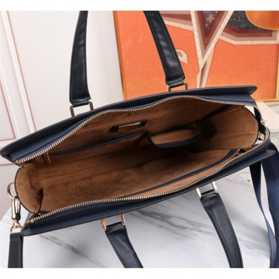 Easy-to-wear color briefcase 2022SS LOUIS VUITTON Louis Vuitton Easy-to-wear color briefcase 2022SS LOUIS VUITTON Louis Vuitton