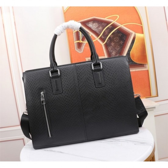 Spring must be sold out Briefcase 2022SS LOUIS VUITTON Louis Vuitton Spring must be sold out Briefcase 2022SS LOUIS VUITTON Louis Vuitton
