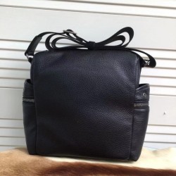 Fashion front line shoulder bag 2022SS LOUIS VUITTON Louis Vuitton