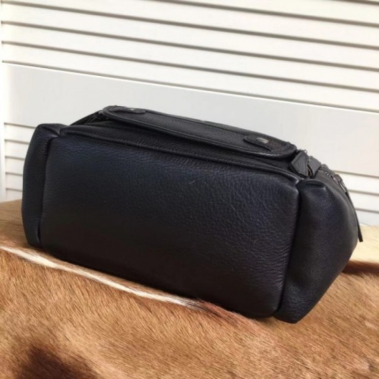 Fashion front line shoulder bag 2022SS LOUIS VUITTON Louis Vuitton Fashion front line shoulder bag 2022SS LOUIS VUITTON Louis Vuitton