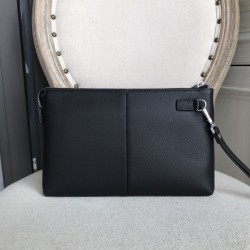 Ultra rare product clutch bag 2022SS LOUIS VUITTON Louis Vuitton
