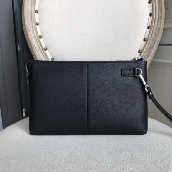 Ultra rare product clutch bag 2022SS LOUIS VUITTON Louis Vuitton Ultra rare product clutch bag 2022SS LOUIS VUITTON Louis Vuitton